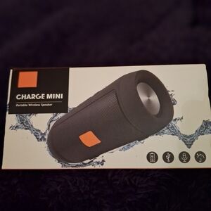 Black Portable Wireless Speaker with USB Port